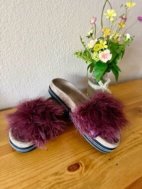 Brunello Cucinelli Burgundy Feather Slide Mules
